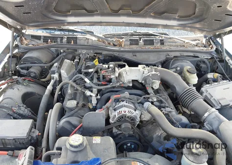 2007 Ford Crown Victoria Police/Police Interceptor z USA, uszkodzony, nr VIN 2FAHP71W37X114800